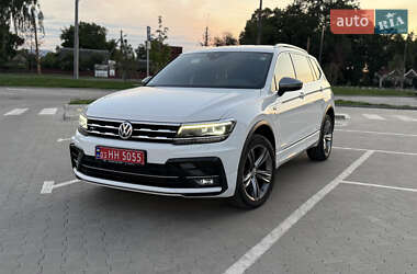 Внедорожник / Кроссовер Volkswagen Tiguan 2019 в Киеве