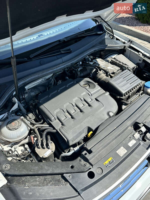 Внедорожник / Кроссовер Volkswagen Tiguan 2020 в Одессе