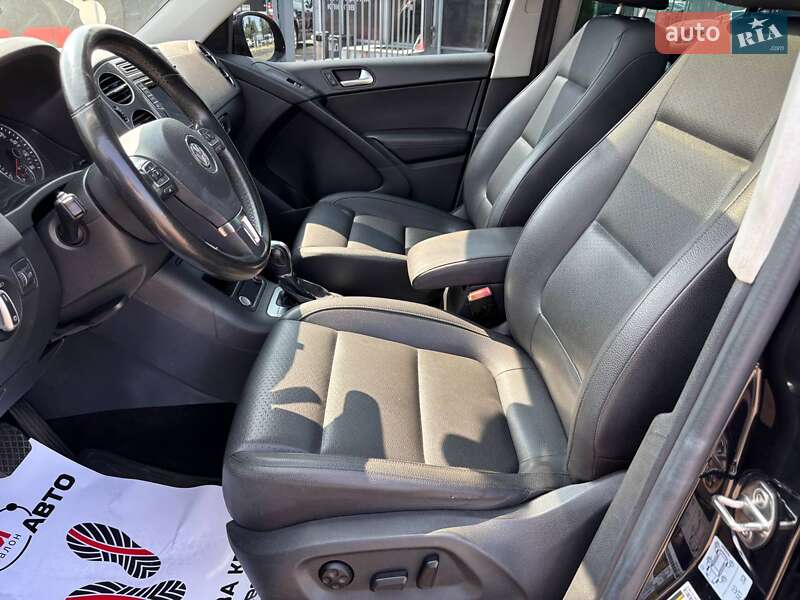 Внедорожник / Кроссовер Volkswagen Tiguan 2016 в Киеве