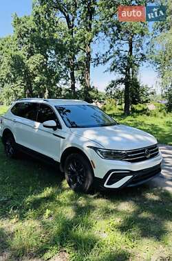 Внедорожник / Кроссовер Volkswagen Tiguan 2022 в Белой Церкви