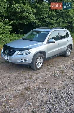 Позашляховик / Кросовер Volkswagen Tiguan 2008 в Мукачевому