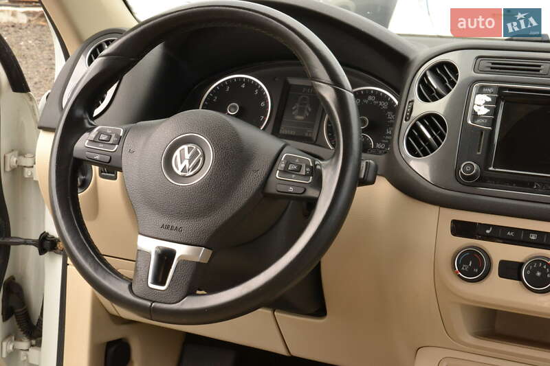 Позашляховик / Кросовер Volkswagen Tiguan 2017 в Луцьку