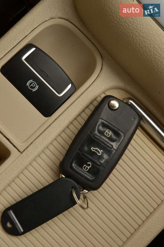 Позашляховик / Кросовер Volkswagen Tiguan 2017 в Луцьку