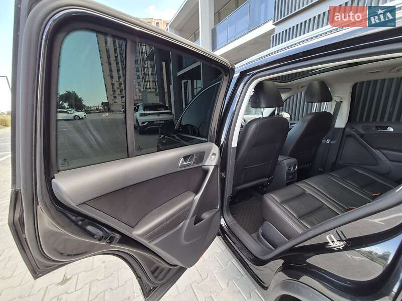 Внедорожник / Кроссовер Volkswagen Tiguan 2017 в Черкассах