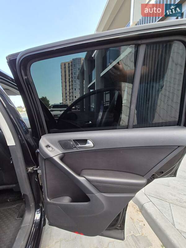 Внедорожник / Кроссовер Volkswagen Tiguan 2017 в Черкассах