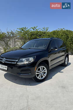 Внедорожник / Кроссовер Volkswagen Tiguan 2016 в Одессе