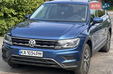 Внедорожник / Кроссовер Volkswagen Tiguan 2020 в Киеве