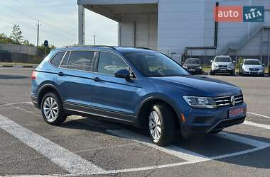 Внедорожник / Кроссовер Volkswagen Tiguan 2020 в Ровно