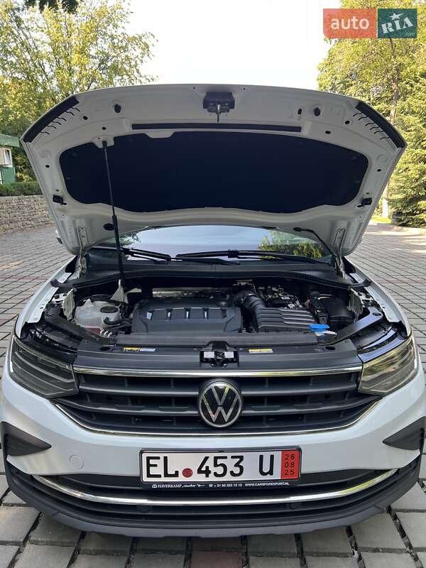 Внедорожник / Кроссовер Volkswagen Tiguan 2021 в Тернополе
