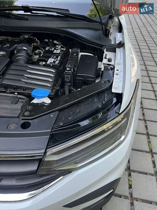 Внедорожник / Кроссовер Volkswagen Tiguan 2021 в Тернополе