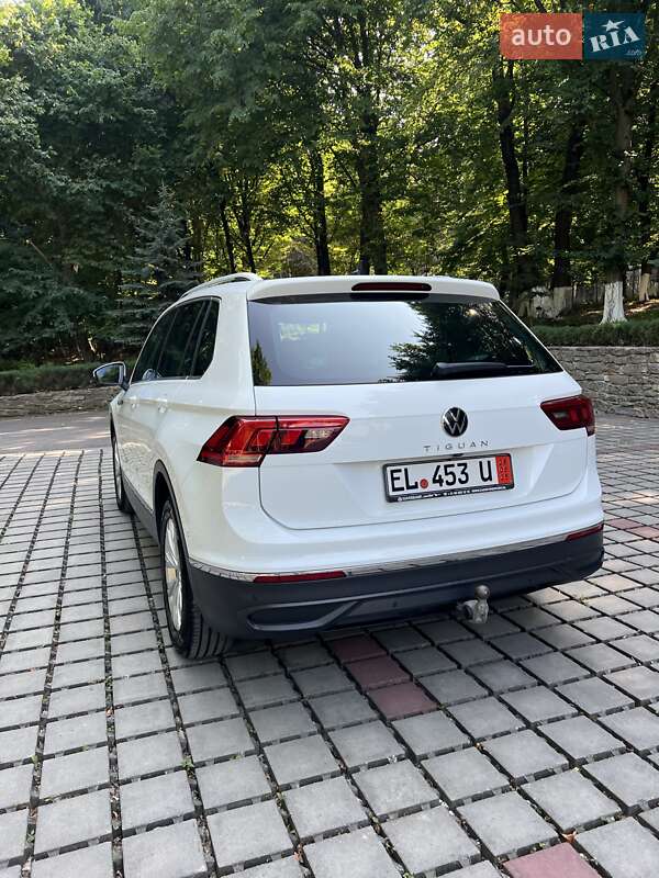 Внедорожник / Кроссовер Volkswagen Tiguan 2021 в Тернополе