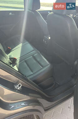 Внедорожник / Кроссовер Volkswagen Tiguan 2012 в Львове