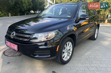 Внедорожник / Кроссовер Volkswagen Tiguan 2017 в Виннице