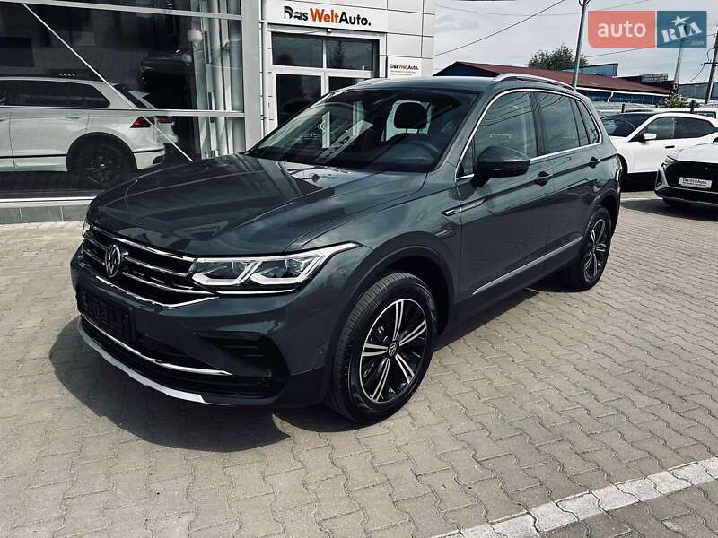 Внедорожник / Кроссовер Volkswagen Tiguan 2024 в Харькове