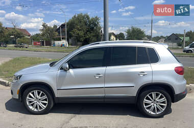 Позашляховик / Кросовер Volkswagen Tiguan 2013 в Харкові