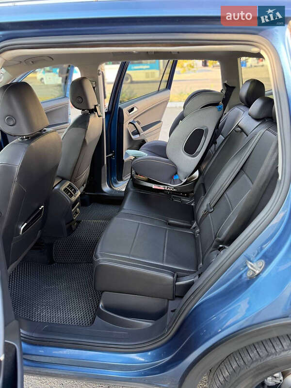 Внедорожник / Кроссовер Volkswagen Tiguan 2019 в Днепре фото 8 Внедорожник / Кроссовер Volkswagen Tiguan 2019 в Днепре