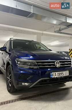 Внедорожник / Кроссовер Volkswagen Tiguan 2018 в Киеве