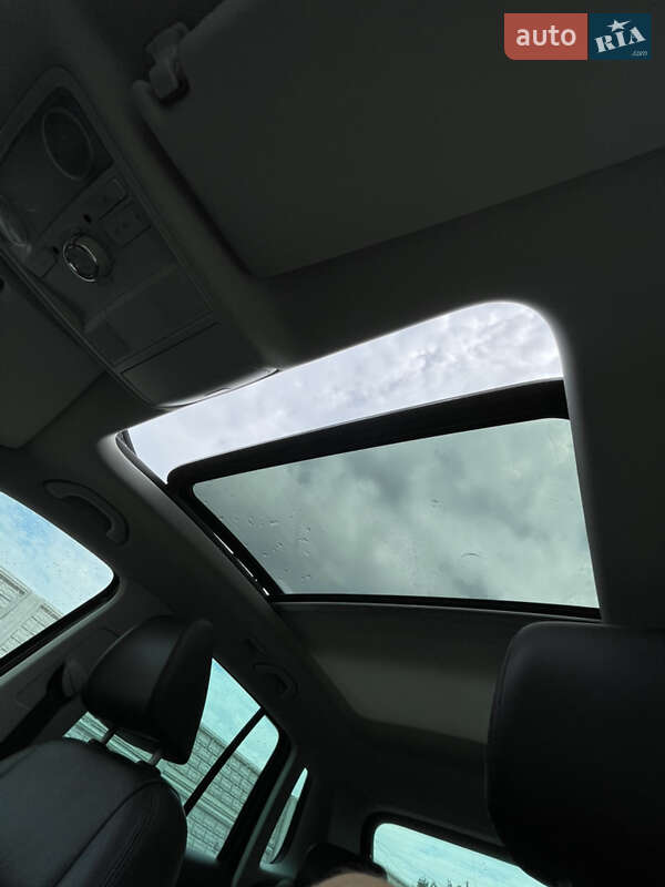 Внедорожник / Кроссовер Volkswagen Tiguan 2010 в Почаеве фото 16 Внедорожник / Кроссовер Volkswagen Tiguan 2010 в Почаеве