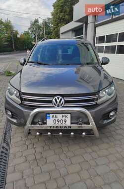 Позашляховик / Кросовер Volkswagen Tiguan 2014 в Дніпрі