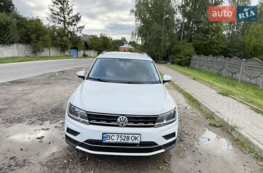 Позашляховик / Кросовер Volkswagen Tiguan 2019 в Львові