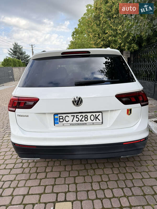 Внедорожник / Кроссовер Volkswagen Tiguan 2019 в Львове