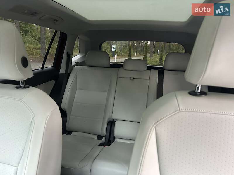 Внедорожник / Кроссовер Volkswagen Tiguan 2019 в Киеве