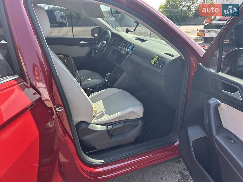 Внедорожник / Кроссовер Volkswagen Tiguan 2019 в Киеве