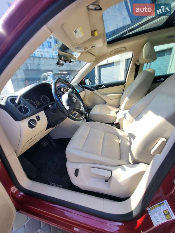 Внедорожник / Кроссовер Volkswagen Tiguan 2014 в Тернополе фото 13 Внедорожник / Кроссовер Volkswagen Tiguan 2014 в Тернополе