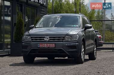 Позашляховик / Кросовер Volkswagen Tiguan 2018 в Львові