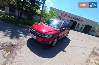 Внедорожник / Кроссовер Volkswagen Tiguan 2015 в Кривом Роге