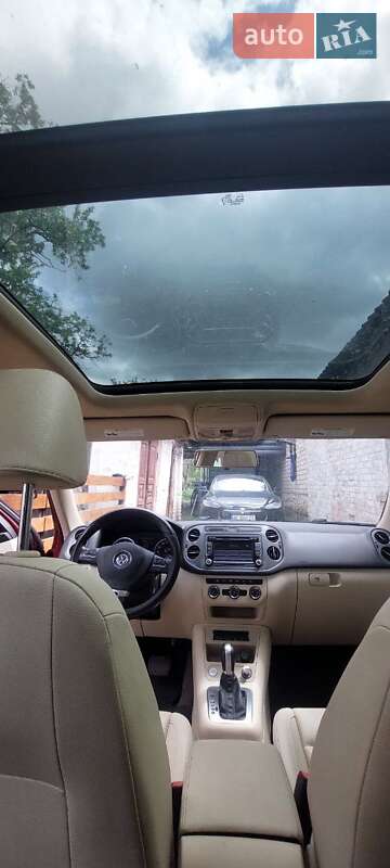 Внедорожник / Кроссовер Volkswagen Tiguan 2015 в Кривом Роге