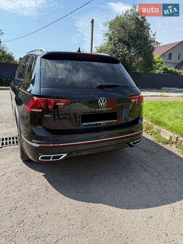 Внедорожник / Кроссовер Volkswagen Tiguan 2022 в Ровно