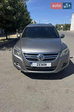 Внедорожник / Кроссовер Volkswagen Tiguan 2008 в Марганце