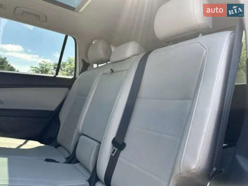 Внедорожник / Кроссовер Volkswagen Tiguan 2018 в Бучаче