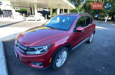 Позашляховик / Кросовер Volkswagen Tiguan 2011 в Ужгороді