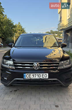 Внедорожник / Кроссовер Volkswagen Tiguan 2018 в Черновцах