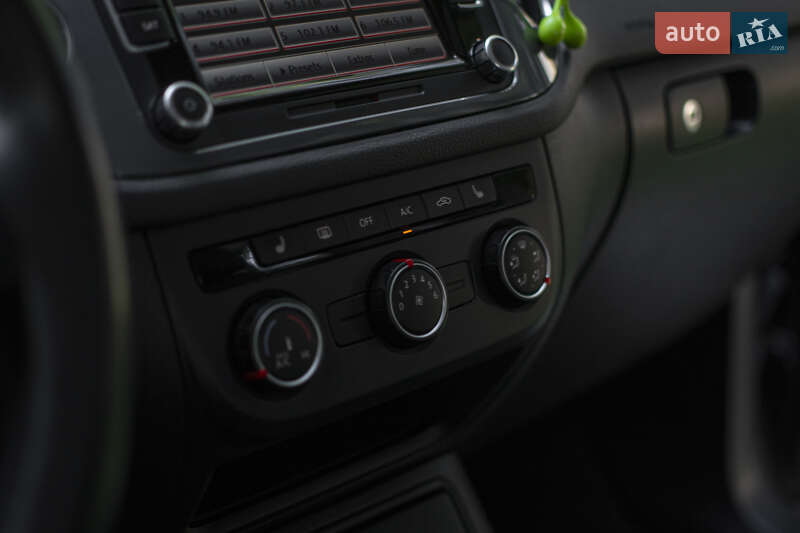 Позашляховик / Кросовер Volkswagen Tiguan 2014 в Львові