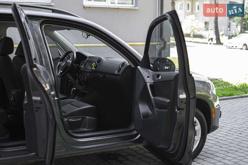 Позашляховик / Кросовер Volkswagen Tiguan 2014 в Львові