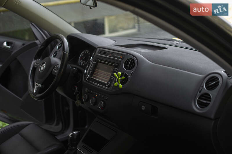 Позашляховик / Кросовер Volkswagen Tiguan 2014 в Львові