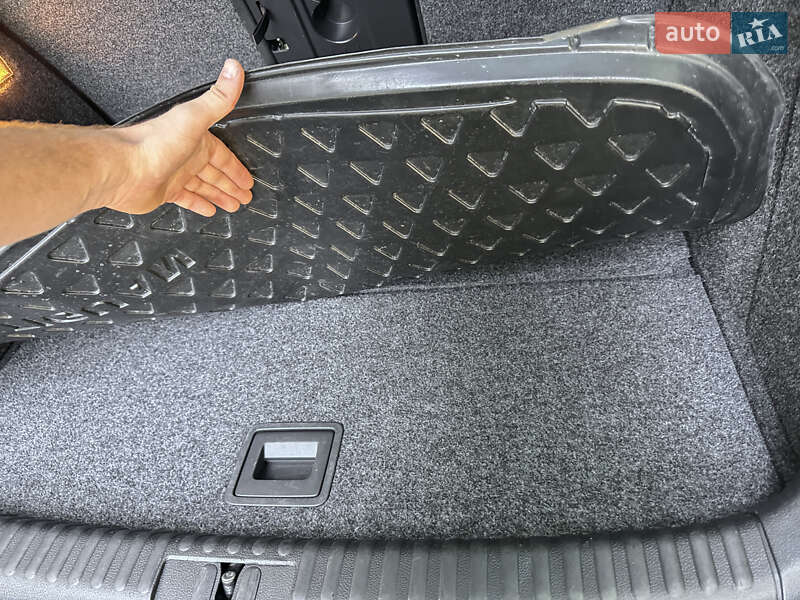 Позашляховик / Кросовер Volkswagen Tiguan 2014 в Львові