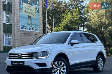Внедорожник / Кроссовер Volkswagen Tiguan 2018 в Николаеве