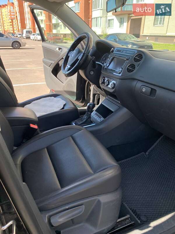 Внедорожник / Кроссовер Volkswagen Tiguan 2011 в Тернополе