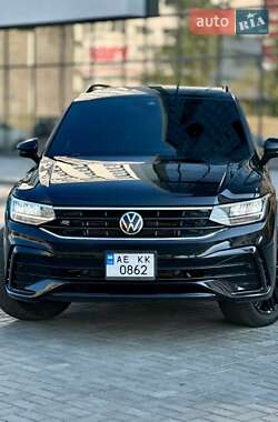 Внедорожник / Кроссовер Volkswagen Tiguan 2022 в Днепре
