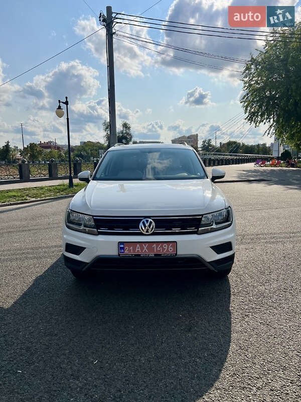 Внедорожник / Кроссовер Volkswagen Tiguan 2020 в Харькове