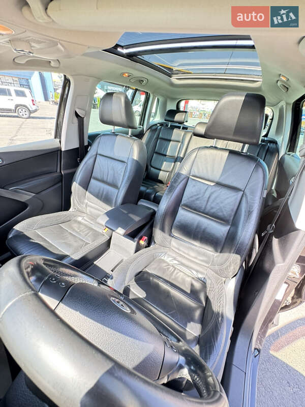 Внедорожник / Кроссовер Volkswagen Tiguan 2008 в Киеве