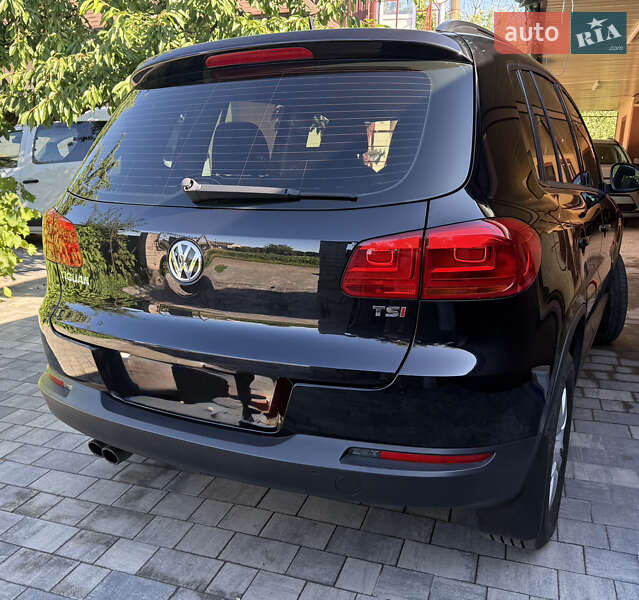 Внедорожник / Кроссовер Volkswagen Tiguan 2017 в Полтаве