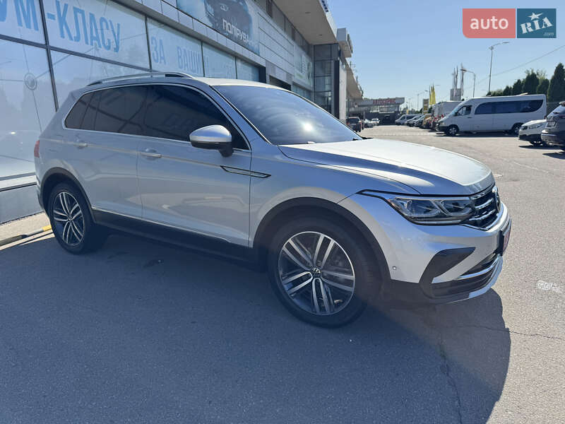 Внедорожник / Кроссовер Volkswagen Tiguan 2022 в Киеве