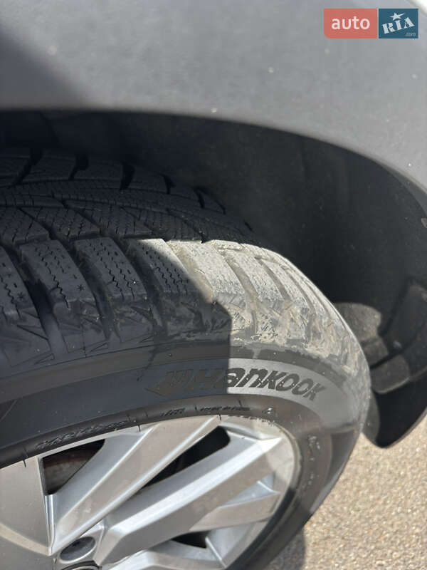 Внедорожник / Кроссовер Volkswagen Tiguan 2021 в Ровно