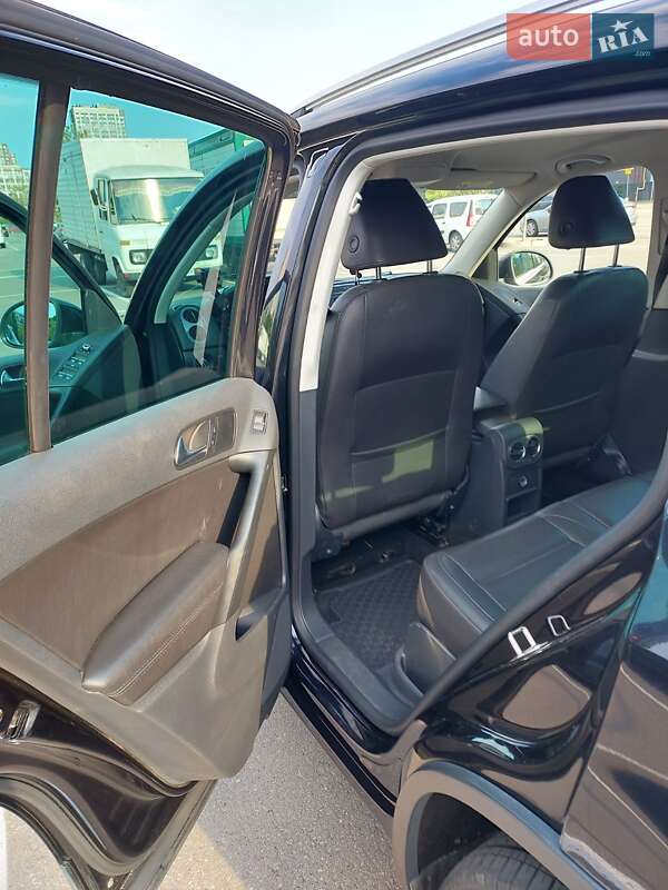 Внедорожник / Кроссовер Volkswagen Tiguan 2013 в Киеве фото 5 Внедорожник / Кроссовер Volkswagen Tiguan 2013 в Киеве