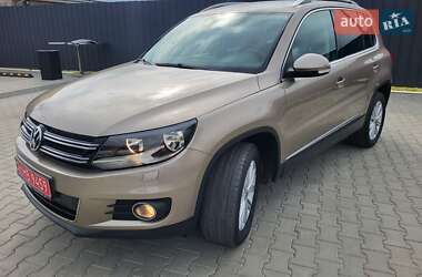 Внедорожник / Кроссовер Volkswagen Tiguan 2012 в Луцке